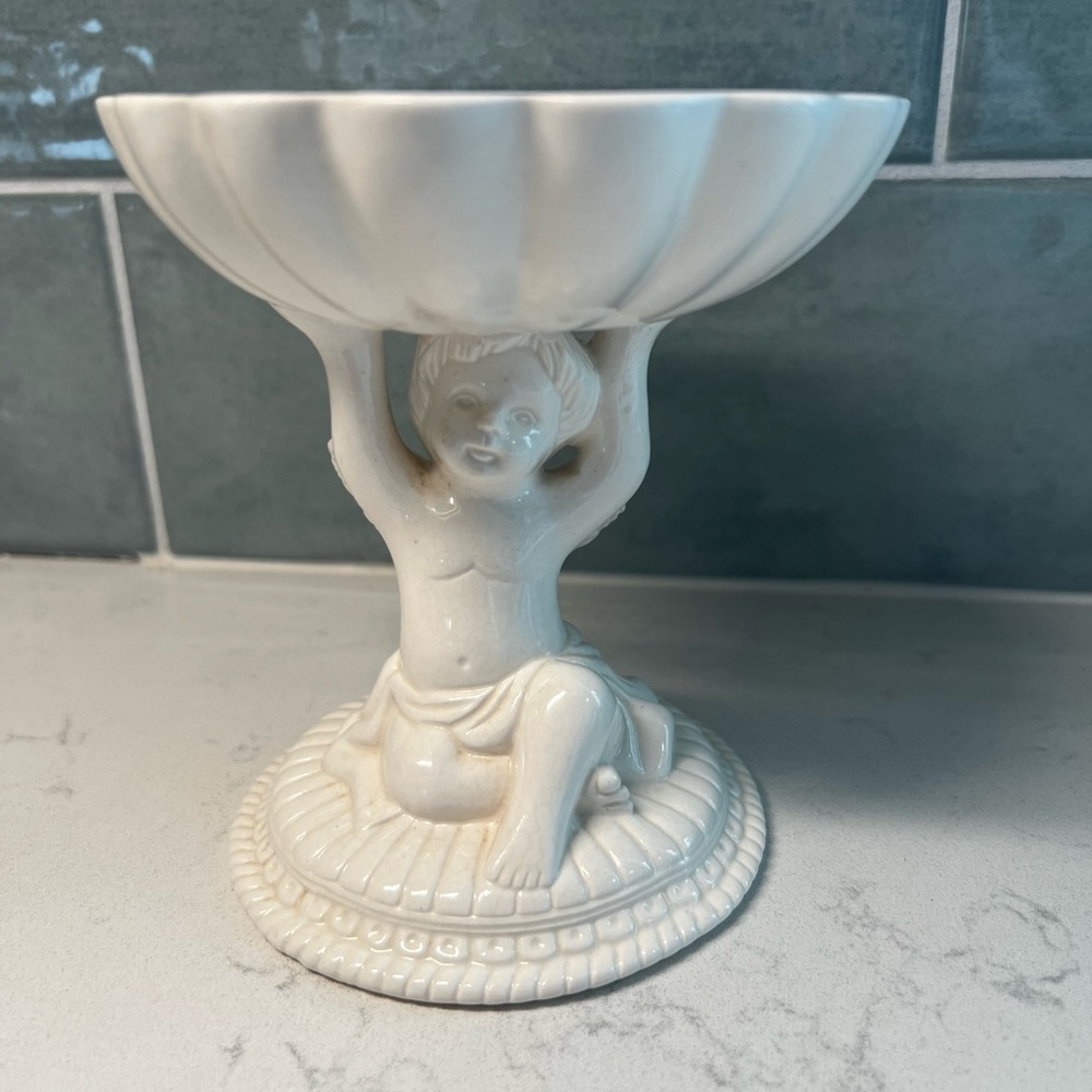 VINTAGE Avon cherub trinket holder plant stand